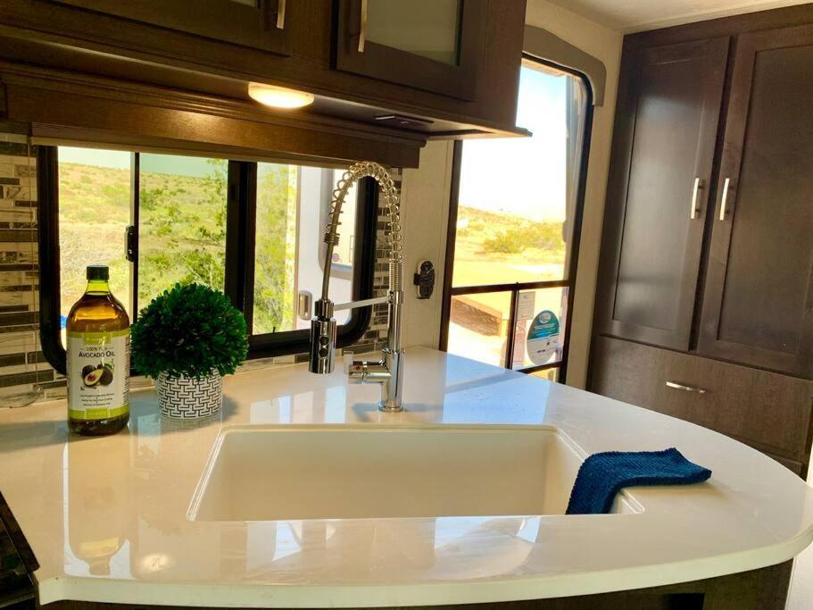 Jthavn Joshua Tree Desert Rv Stargazing מראה חיצוני תמונה